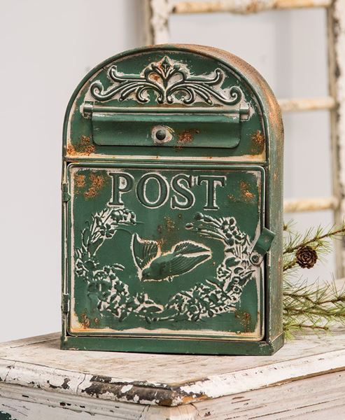 Rounded Birdhouse Post Box 